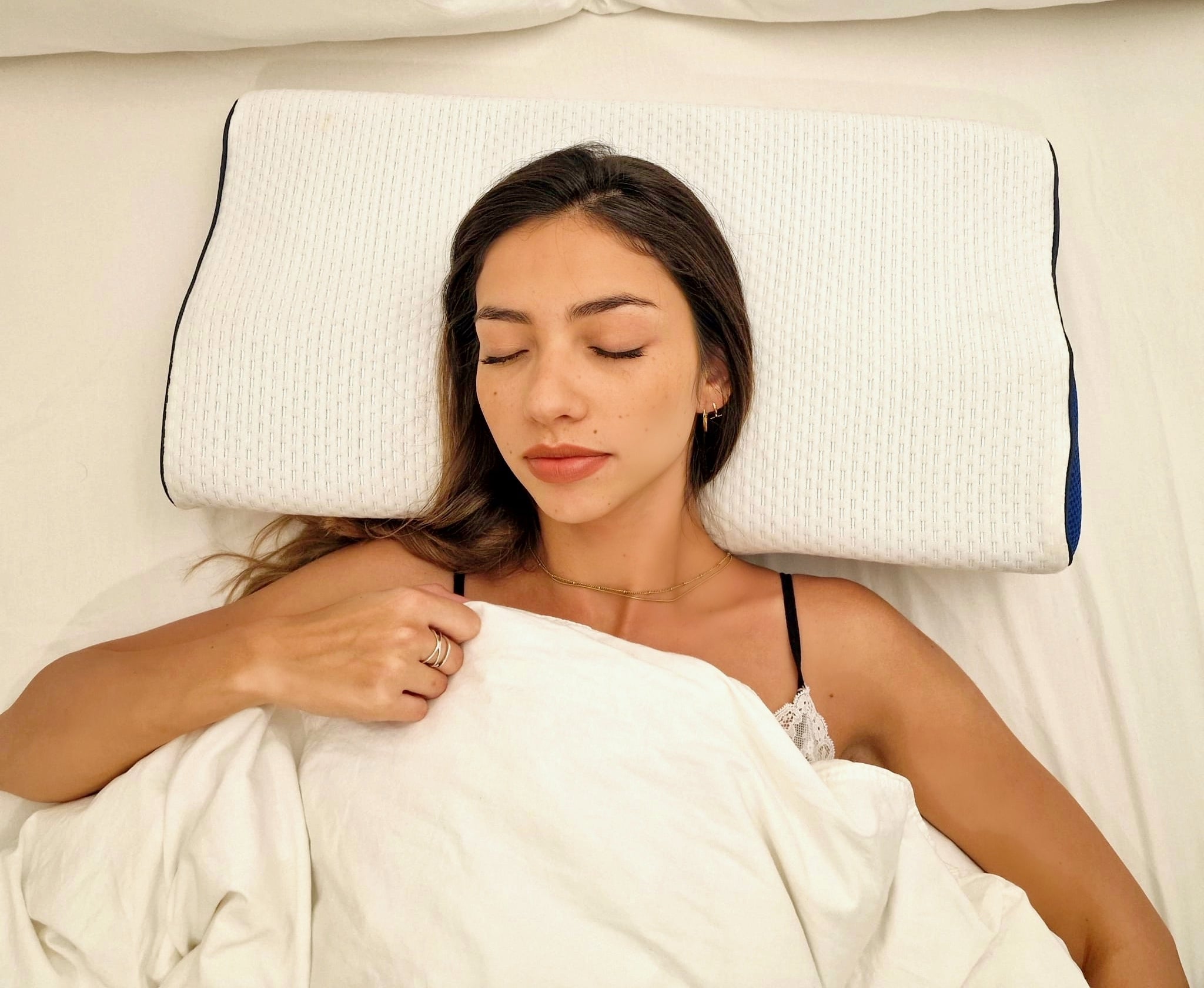 Orthopädisches Memory-Foam-Kissen für erholsamen Schlaf